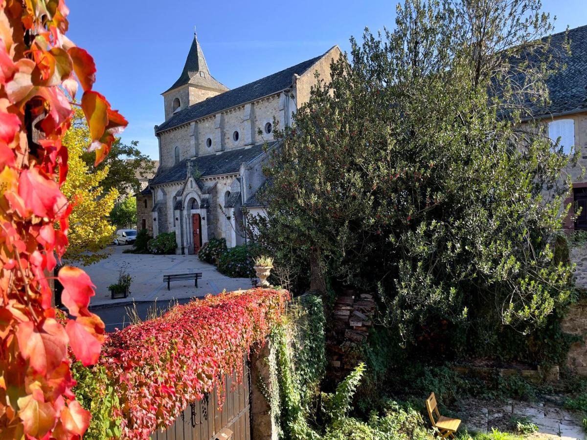L'Arche d'Yvann Campuac Extérieur photo